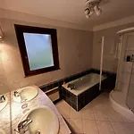 Chalet De La Goutte *